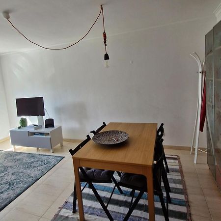 Apartamento Do Paco Do Lumiar Lisbon Bagian luar foto